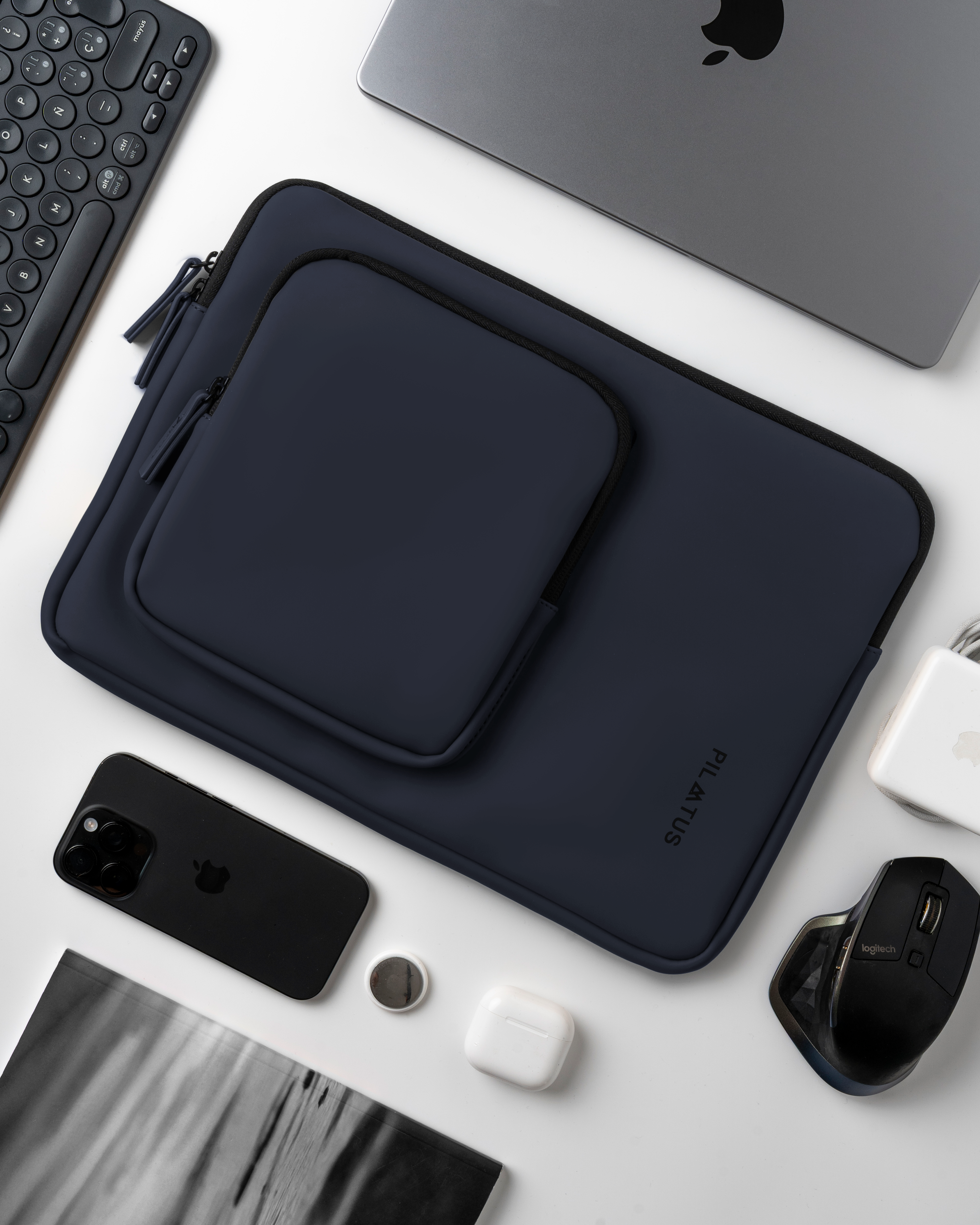 Urban Sleeve Blue Navy