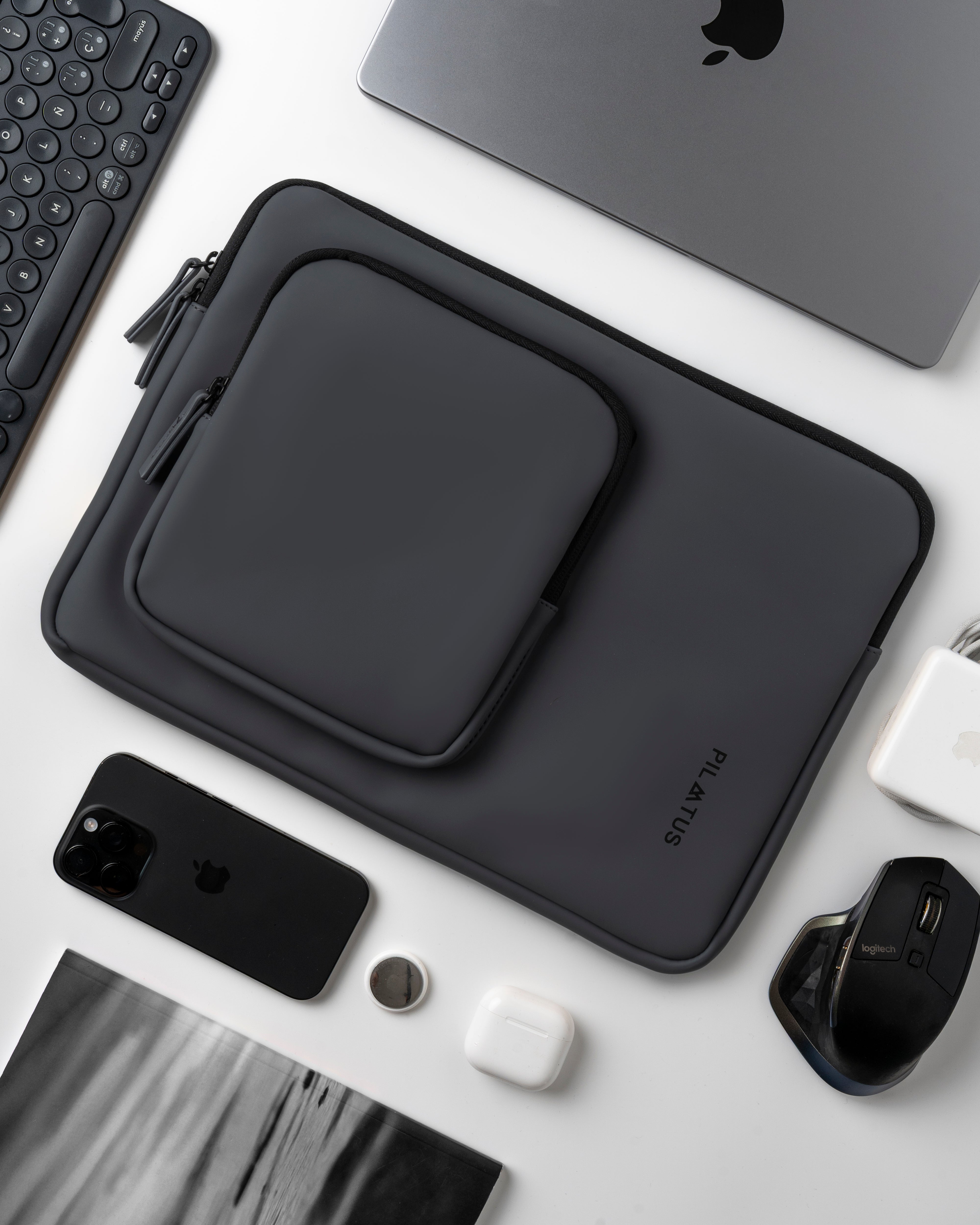 Urban Sleeve Grey Navy