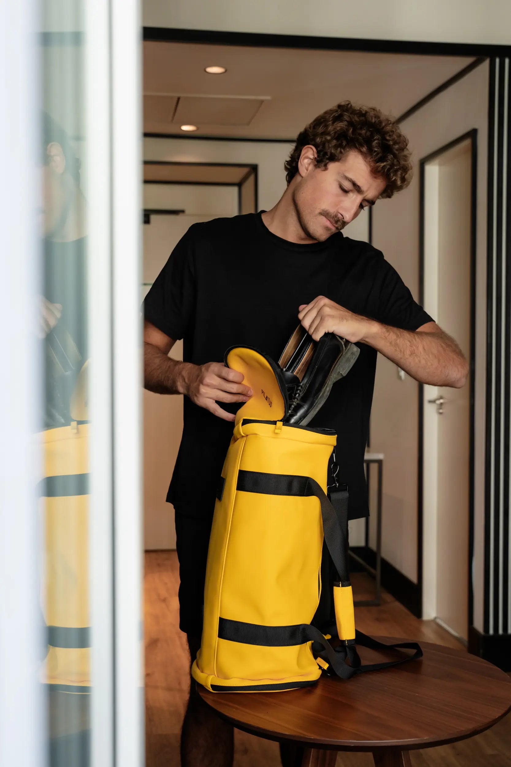 Urban Gym Bag Yellow Bee