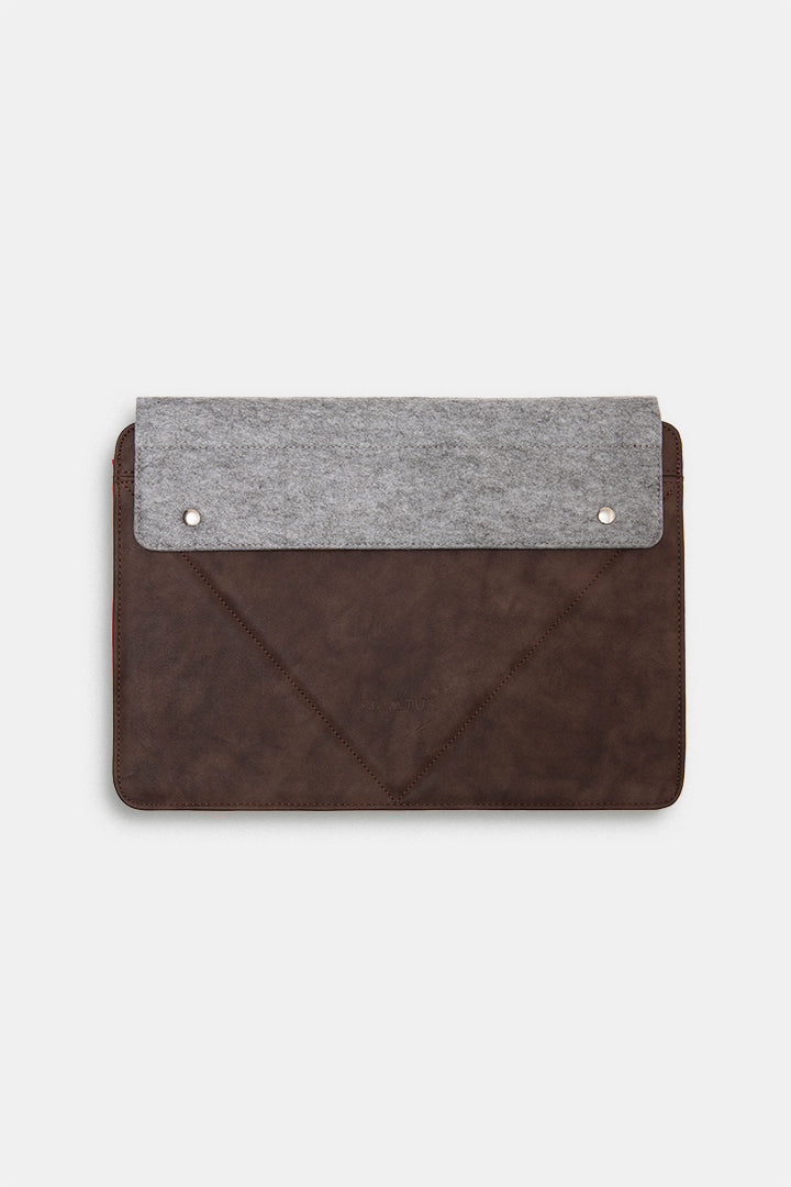 Funda brown garnet plus sostenible 